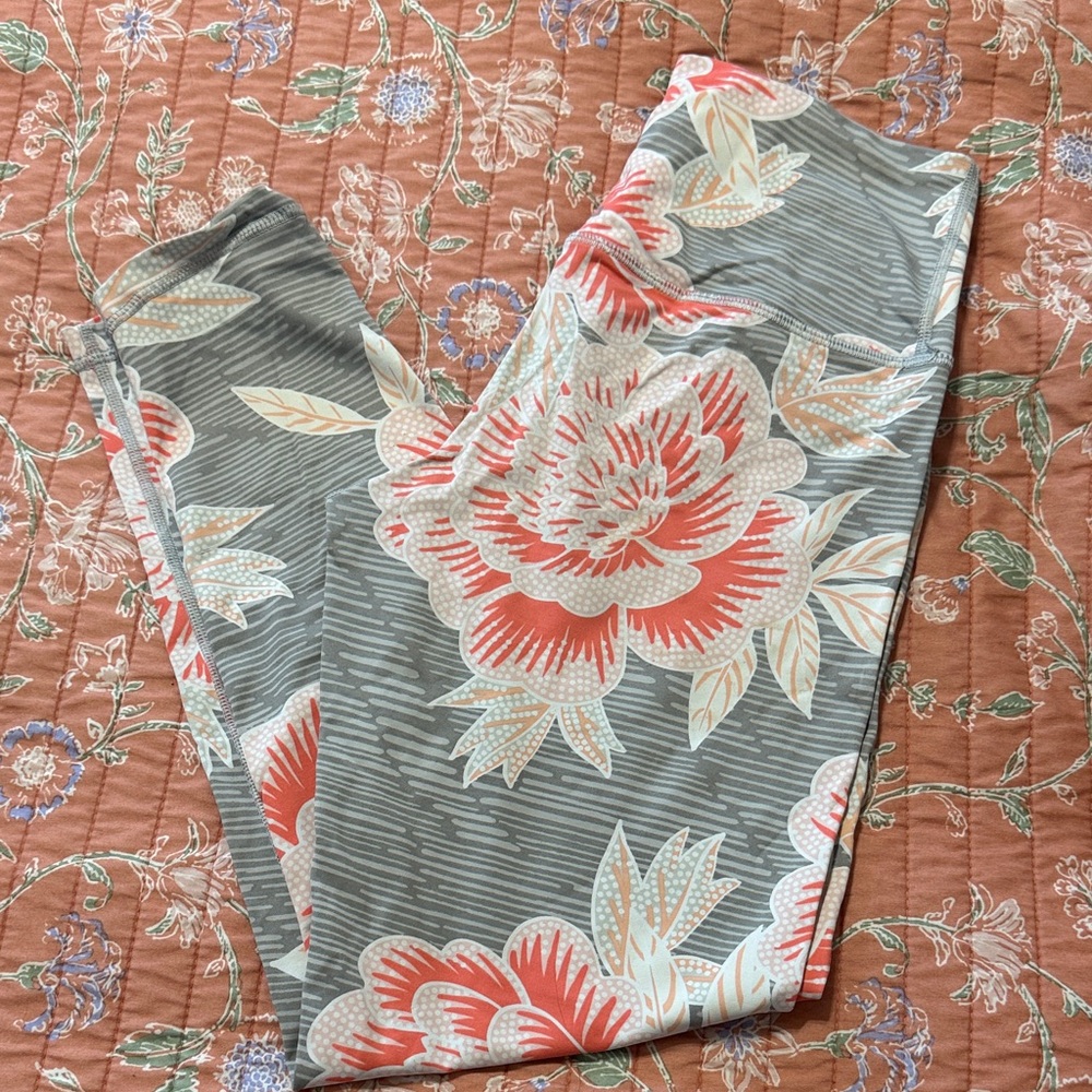 Aerie Floral Patterned Leggings